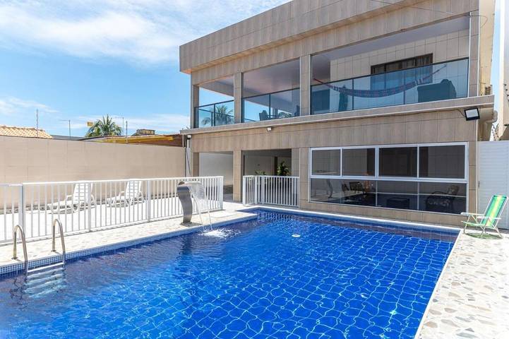Casas e apartamentos de temporada para 15 pessoas, com terraço e vista e ainda piscina, com animais de estimação em Cabo de Santo Agostinho