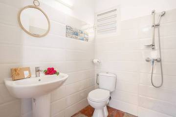 Chalet pour 2 Personnes dans Sainte-Marie, Antilles, Photo 3