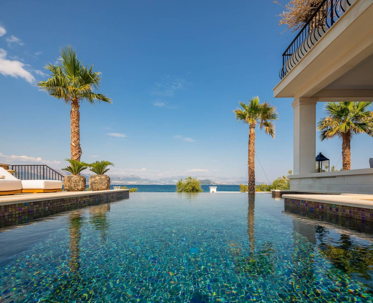 Luxusvilla Momento mit Pool in Slatine, Ciovo