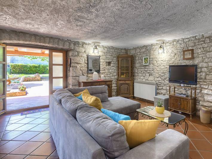 Location de vacances pour 6 personnes, avec terrasse et jardin à Svetvinčenat - 3