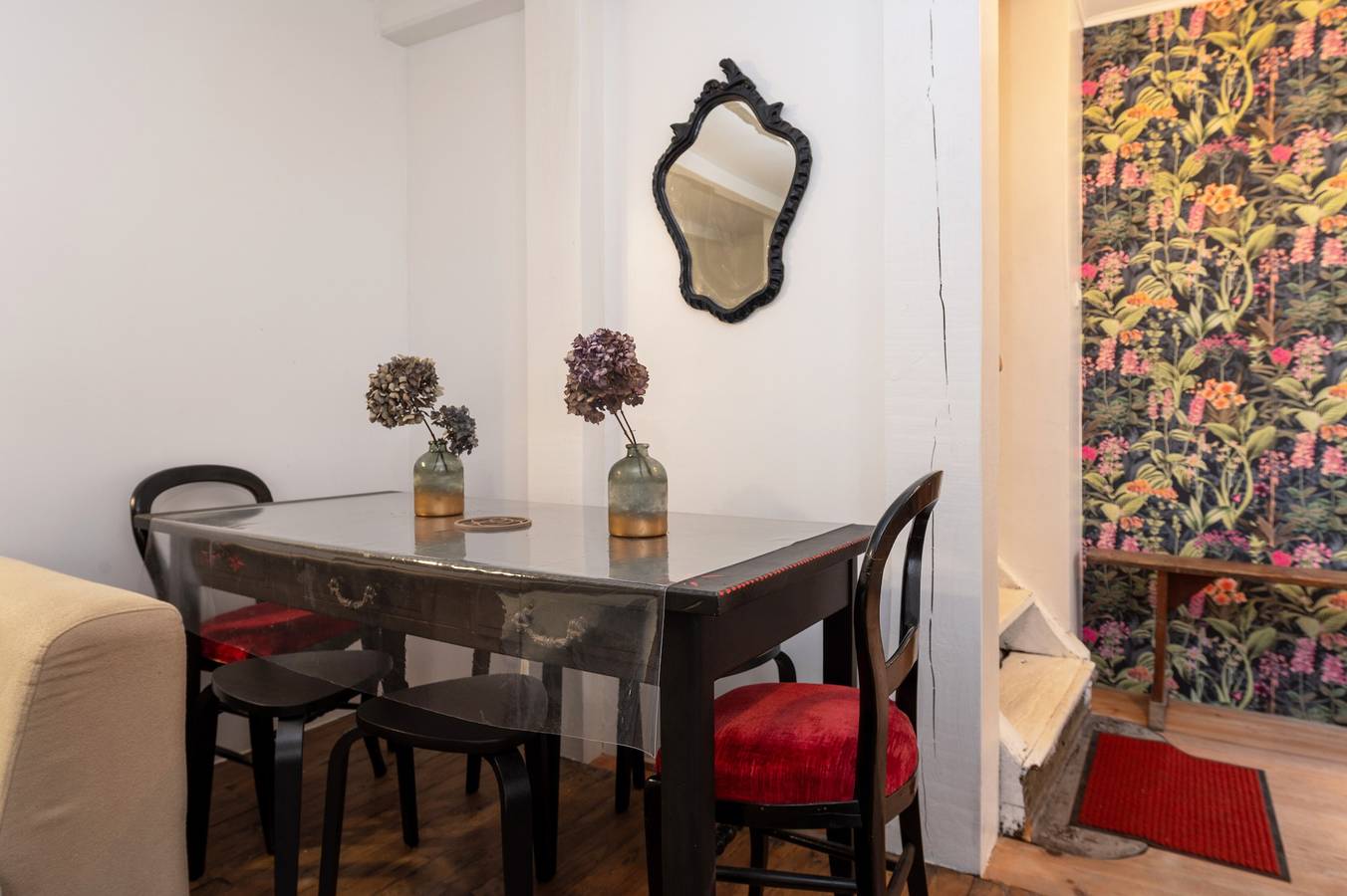 Casa de vacaciones 'Gite Du Canal Josselin' con terraza privada y fibra óptica in Josselin, Pontivy region