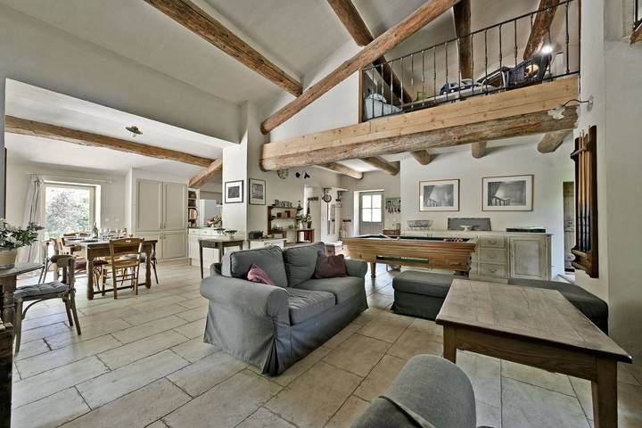 Location de vacances pour 15 personnes, avec piscine et jardin à Barjac - 2