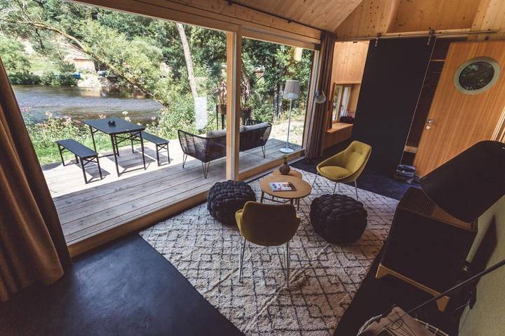 Ferienhaus für 2 Personen, mit Balkon und Terrasse sowie Whirlpool und Garten in Viechtach