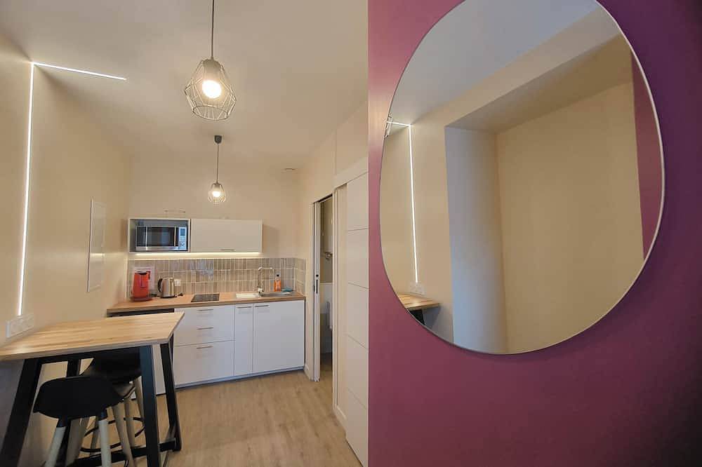 Apartamento entero, Tullins • Equipped T2 between Grenoble and Valence - For professionals, tourism and weddings in Tullins, Isère