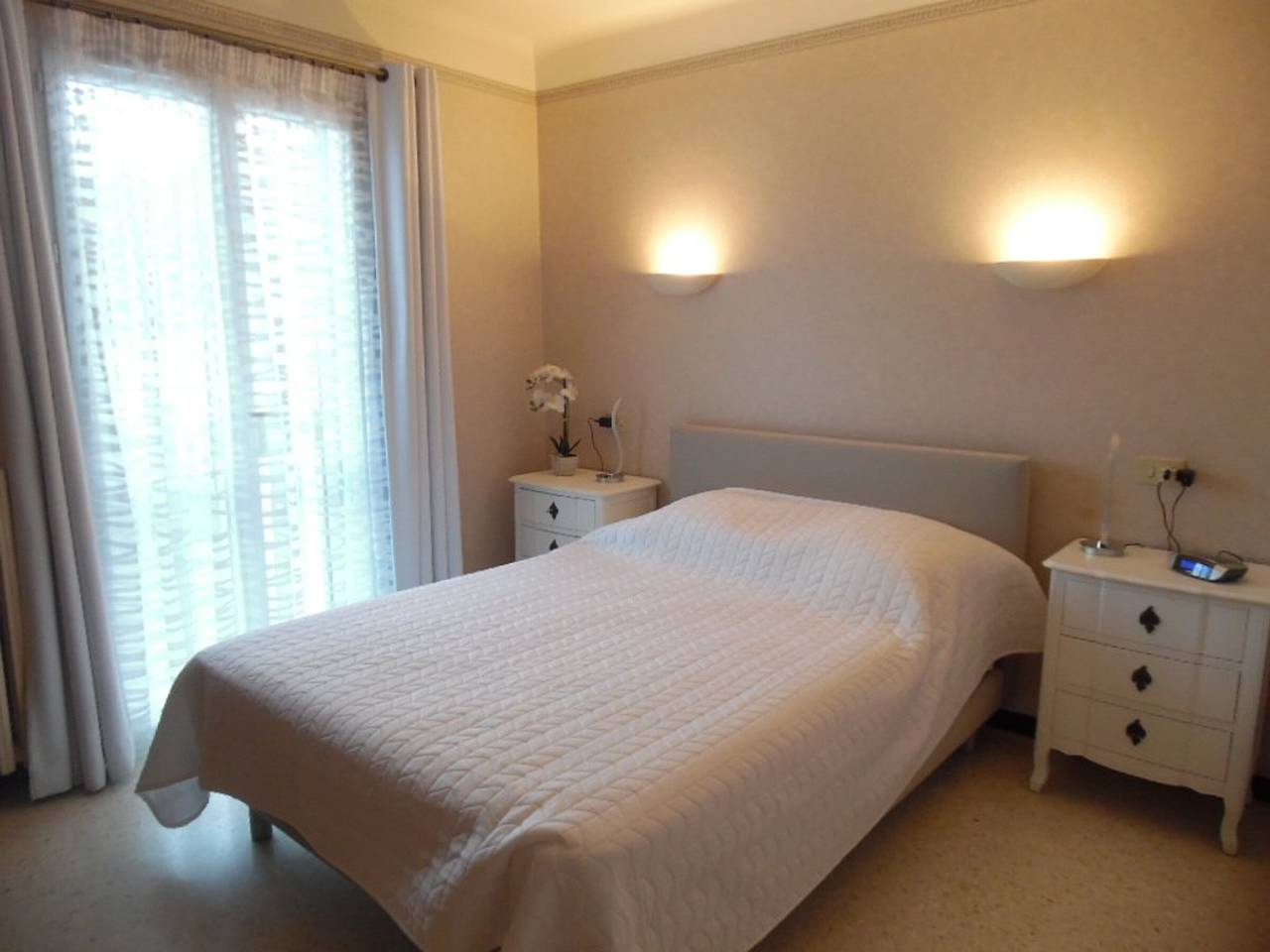 Ganze Wohnung, Gemütliche F2 Wohnung mit Terrasse, Parkplatz und Wlan - Nahe Stadtzentrum und Thermen in Montbolo, Céret und Umgebung