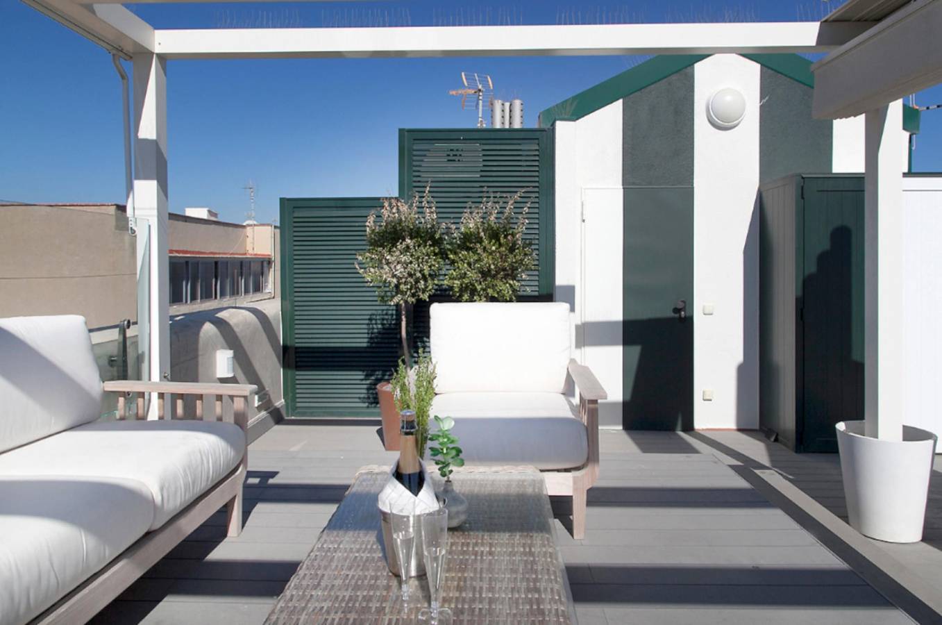 Apartamento entero, Beautiful suite on the beachfront with rooftop terrace in Centro Barcelona, Barcelona