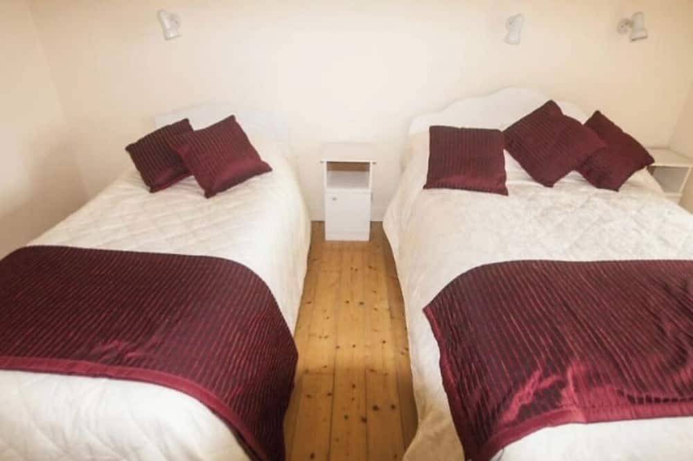 Charming Coastal 3-bedroom house in Enniscrone in Kilglass ED, Enniscrone