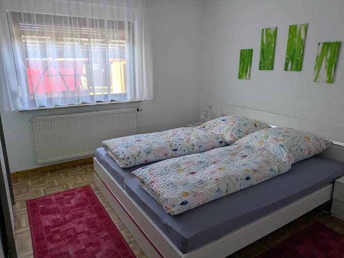 Ferienwohnung für 4 Personen, mit Terrasse und Garten in Bad Wimpfen