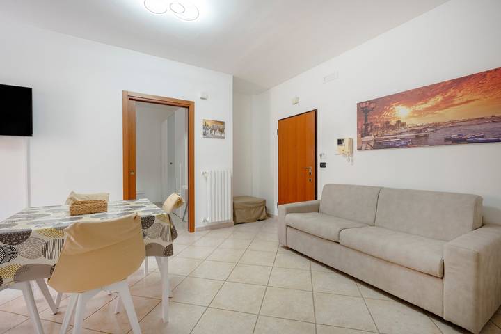 Ferienwohnung für 5 Personen, mit Balkon in Bari - 3