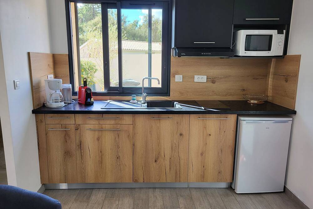 Mini villa à Lecci pour couple à 5 Km de la plage de St Cyprien et Cala Rossa in Lecci, Arrondissement de Sartène