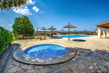 Holiday apartment in Vilafranca de Bonany, Majorca Center für 4 