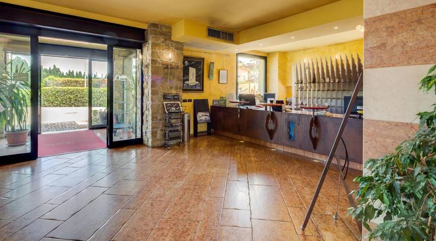 Hôtel pour 2 personnes, avec Jacuzzi et Sauna à Stezzano - 4
