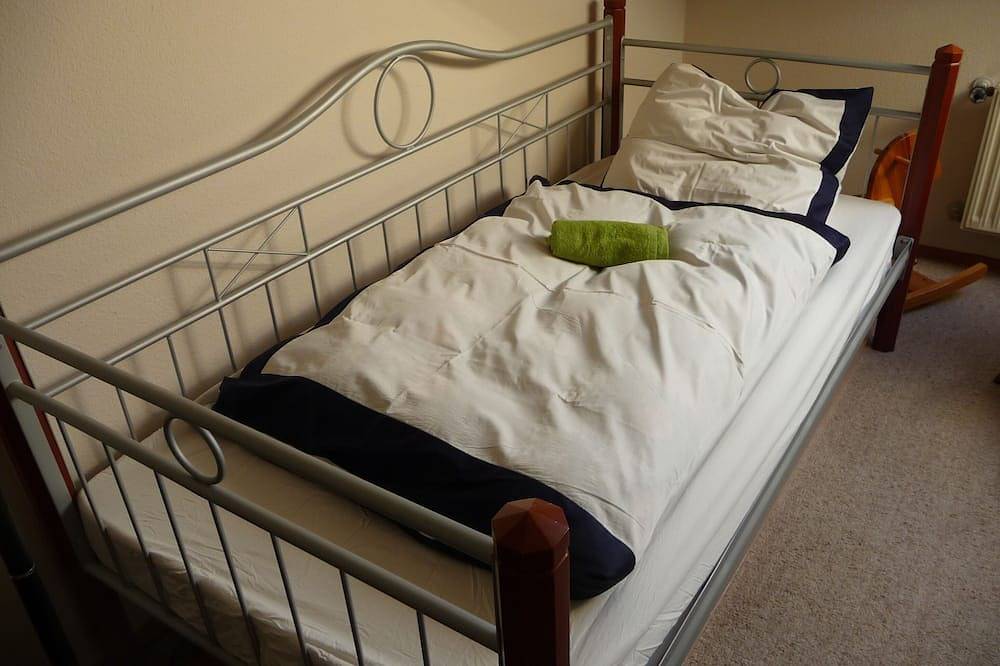 Ganze Wohnung, Ferienwohnung mit Blick über die Rhön in Tann, Rhön-Hessen