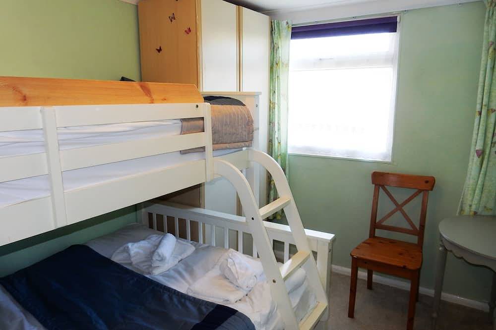 Sundial Chalet. 2 bedroom 4 person Chalet in Dartmouth, Devon
