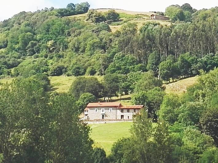 Chalet para 4 personas, con vistas y jardín, Se admiten mascotas en Cantabria - 2