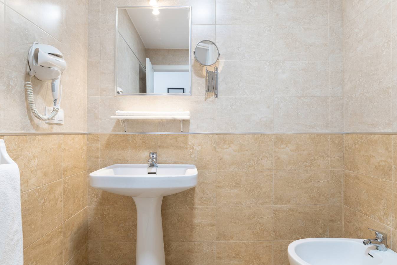 Apartamento entero, Habitación '108' con Wi-Fi y aire acondicionado in Barrio Nuevo, Conil de la Frontera