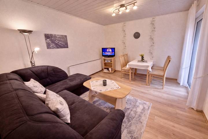 Ferienwohnung für 4 Personen, mit Garten und Terrasse in Neuharlingersiel - 3