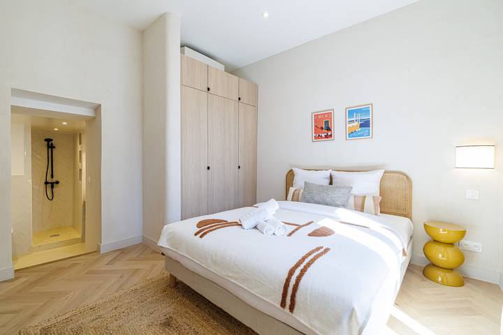 Gîte pour 4 personnes, avec balcon dans Port de Nice - 2