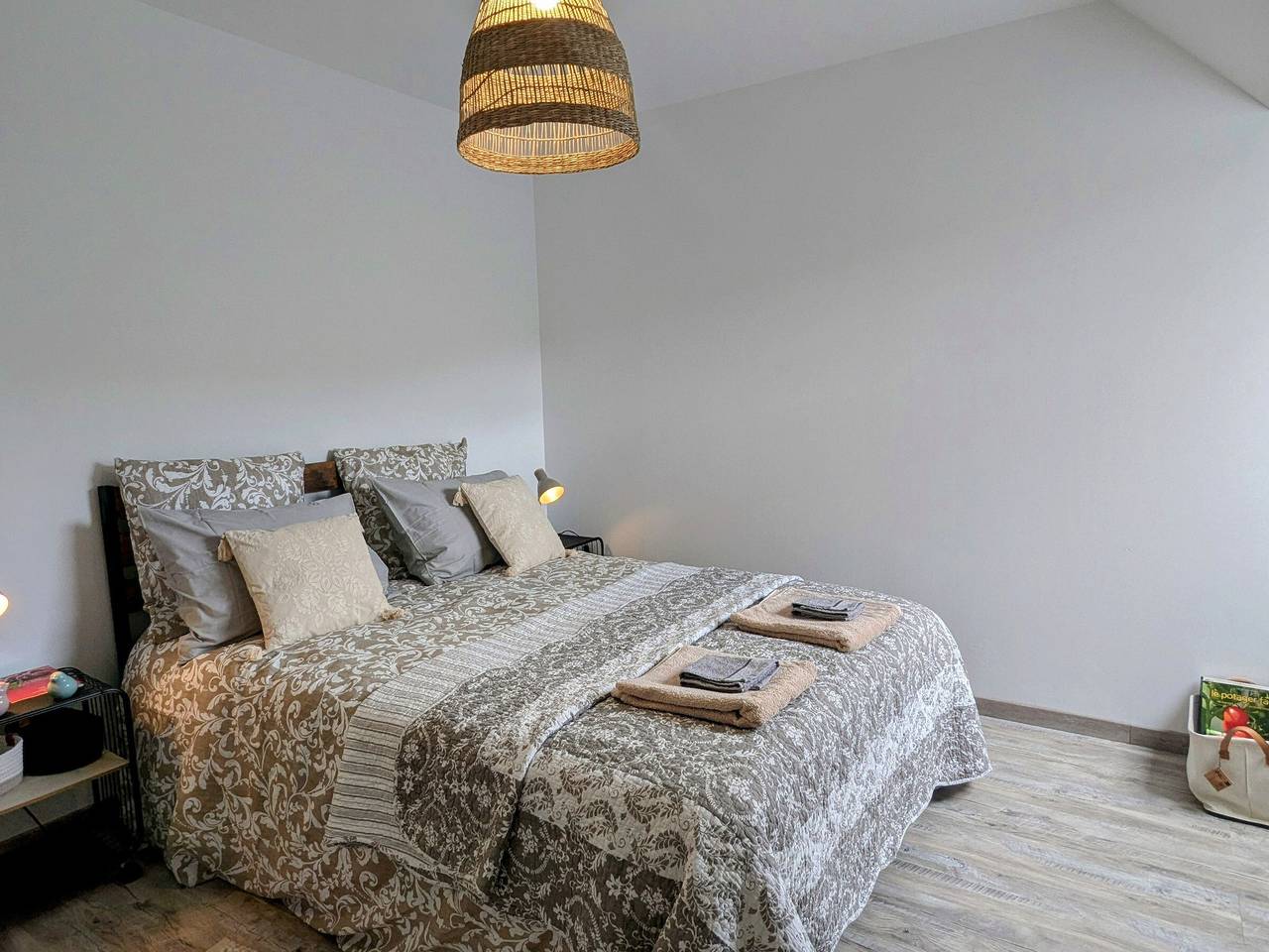 Agradable cabaña de 2 habitaciones con jardín y aparcamiento en Borgoña in Bligny-sur-Ouche, Beaune region