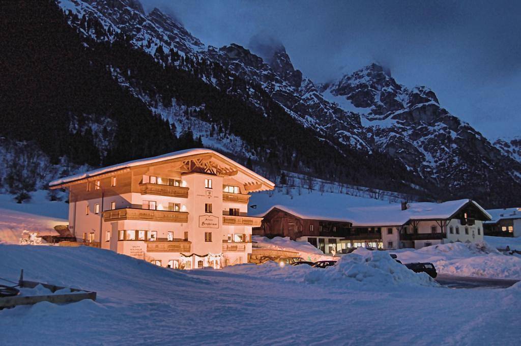 Apartamento vacacional entero, Apartment, shower, toilet, 2 bed rooms in Stubai Alps, Gschnitz