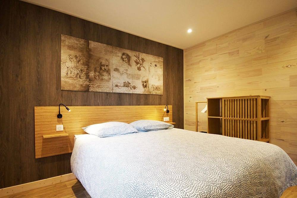 Graziella gîte 95 m² air-conditioned 6 persons 2 bathrooms in Doucier, Jura