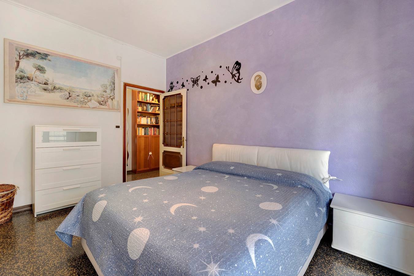 Appartement entier, Appartement "A due passi dal mare" avec vue sur les montagnes, balcon et Wi-Fi. in Pietra Ligure, Commune de Pietra Ligure