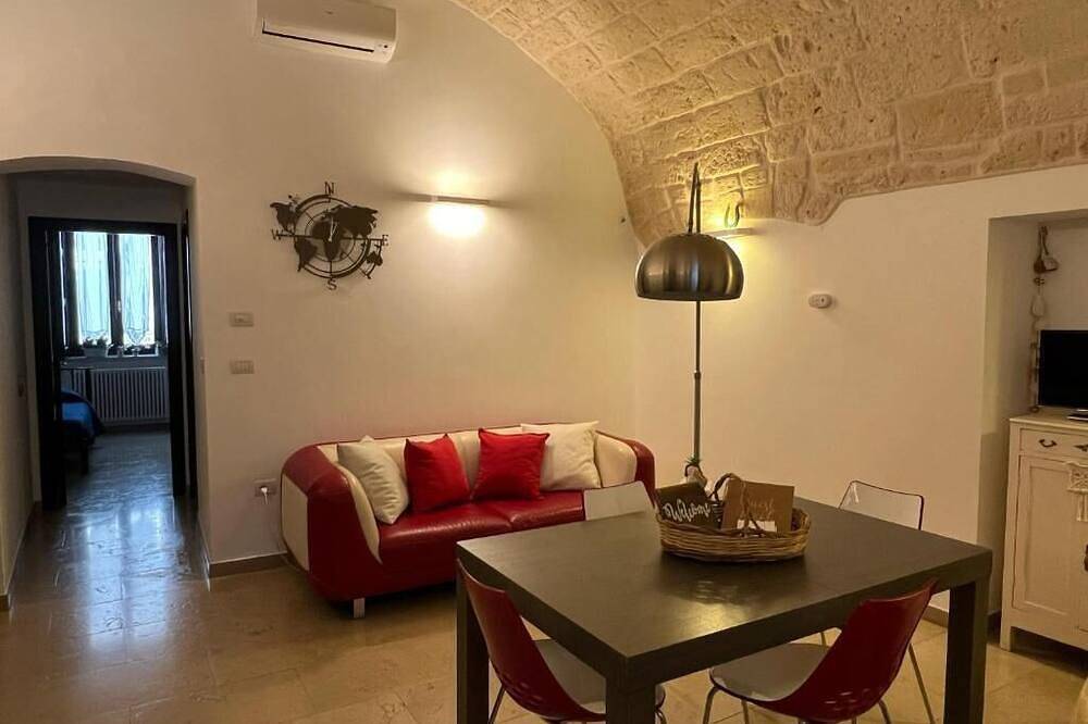 Appartamento intero, Accogliente casa in centro, perfetta per tutte le stagioni in Bisceglie, Barletta-Andria-Trani