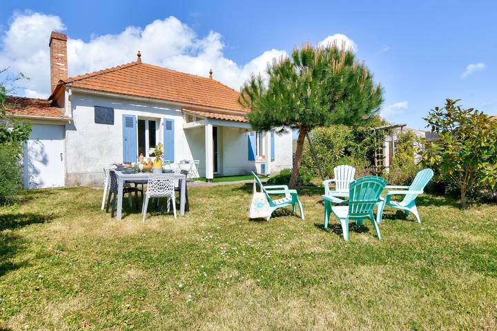 Ferienhaus für 4 Personen, mit Terrasse und Garten
