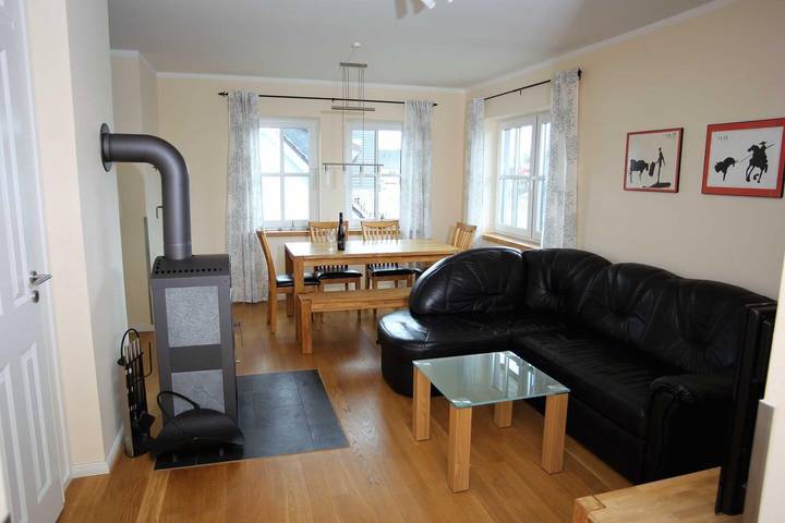 Ferienwohnung für 4 Personen, mit Balkon in Börgerende-Rethwisch