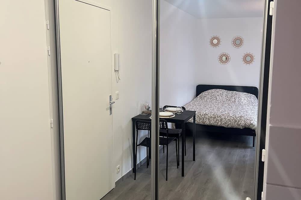 Apartamento entero, Studio near Paris and Disneyland  in Noisy-le-Grand, Sena-Saint Denis