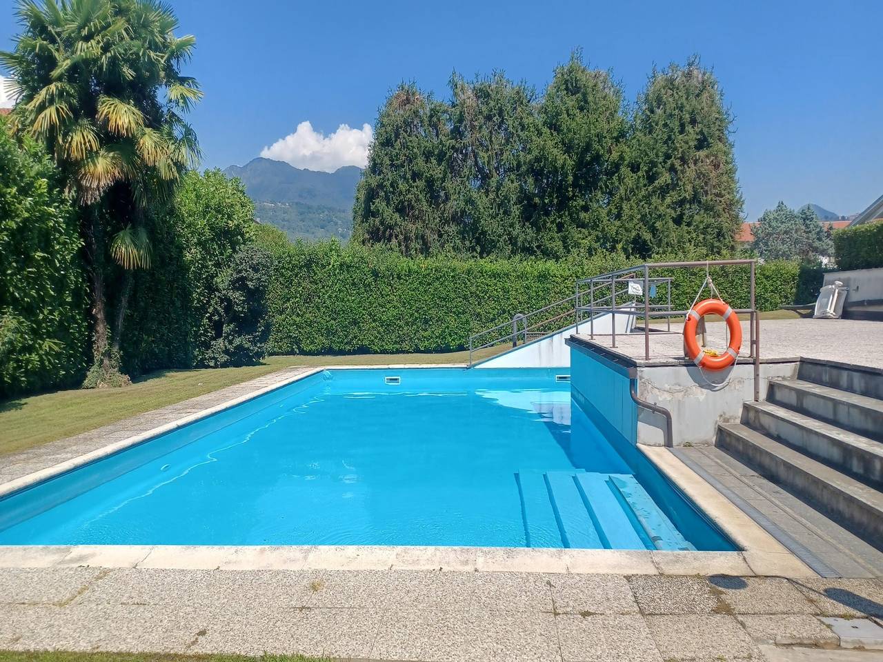 Appartement aan Lago Maggiore met tuin in Feriolo, Comune di Baveno