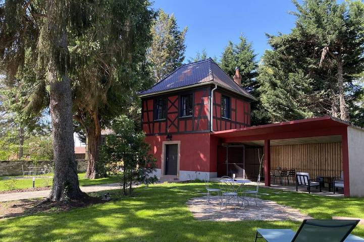 Appartement de vacances pour 2 personnes, avec terrasse ainsi que jacuzzi et jardin