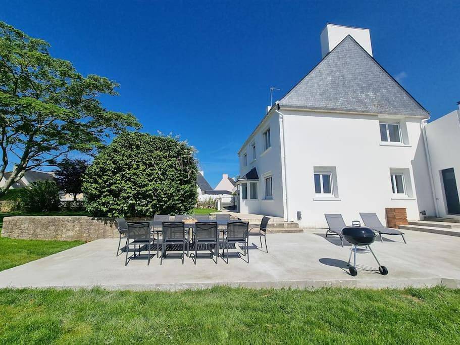 Five-Bedroom House in Saint-Jean-Trolimon, Région de Quimper