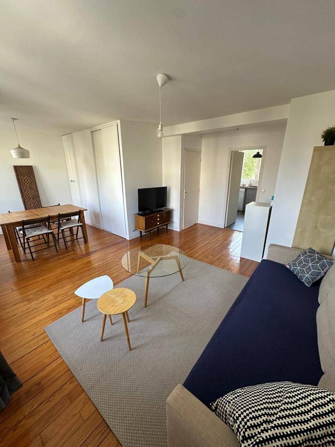 Appartement entier, La Garçonnière in Chaville, Hauts-de-Seine