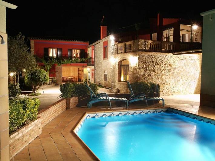 Location de vacances pour 10 personnes, avec jardin ainsi que piscine et terrasse, animaux acceptés à Bordils - 3