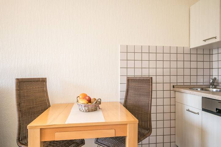 Ganze Wohnung, Haus Abendrot 2. Gemütliche Ferienwohnung für 2 Personen, mit sep. Schlafzimmer. in Hafen Büsum, Büsum
