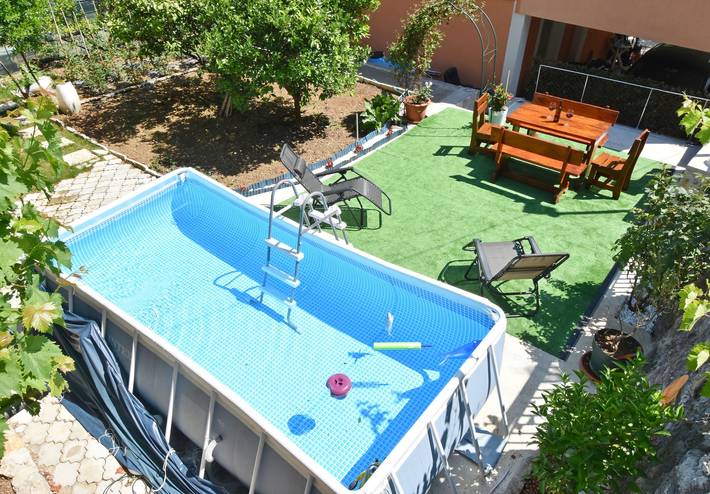 Studio för 3 Personer, med Terass och Pool i Montenegro