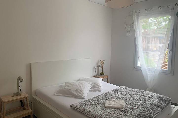 Location de vacances pour 6 personnes, avec terrasse et jardin à Magescq - 4