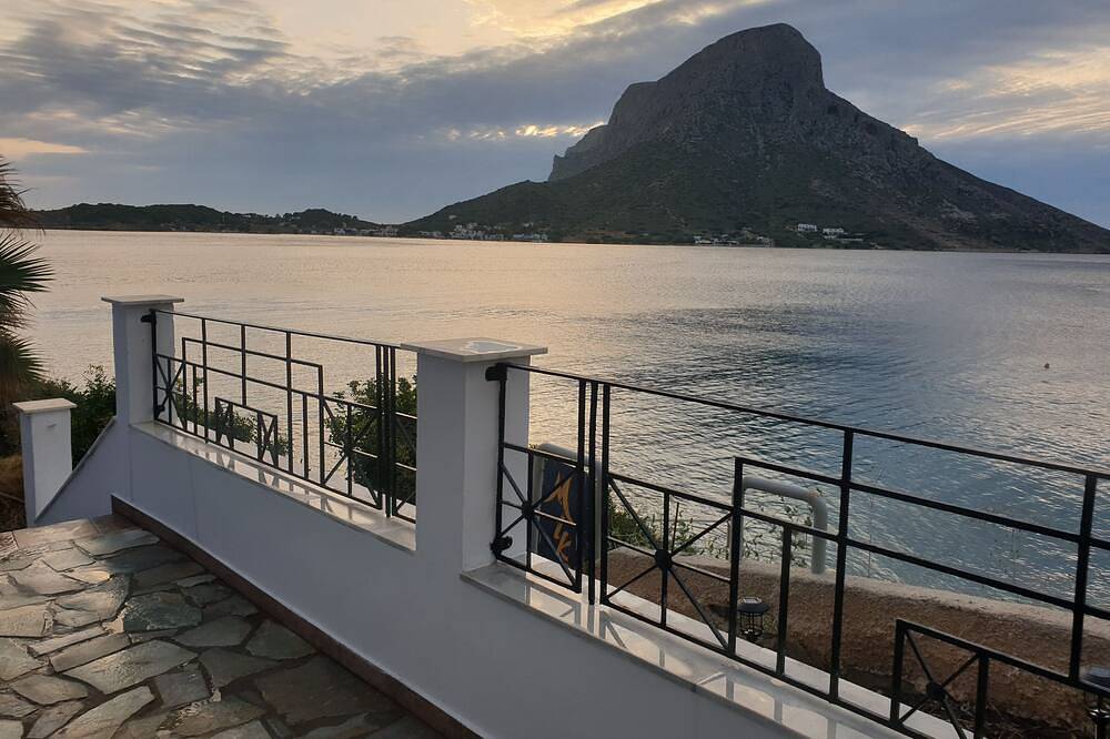Appartement entier, Aegean Villita -Masouri-on beach- apartment in Myrties, Kalymnos