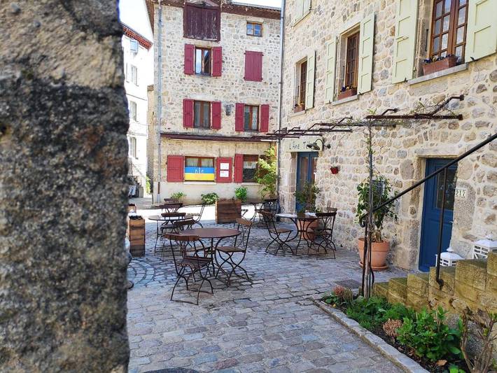 Location de vacances pour 4 personnes, avec vue à Désaignes - 3