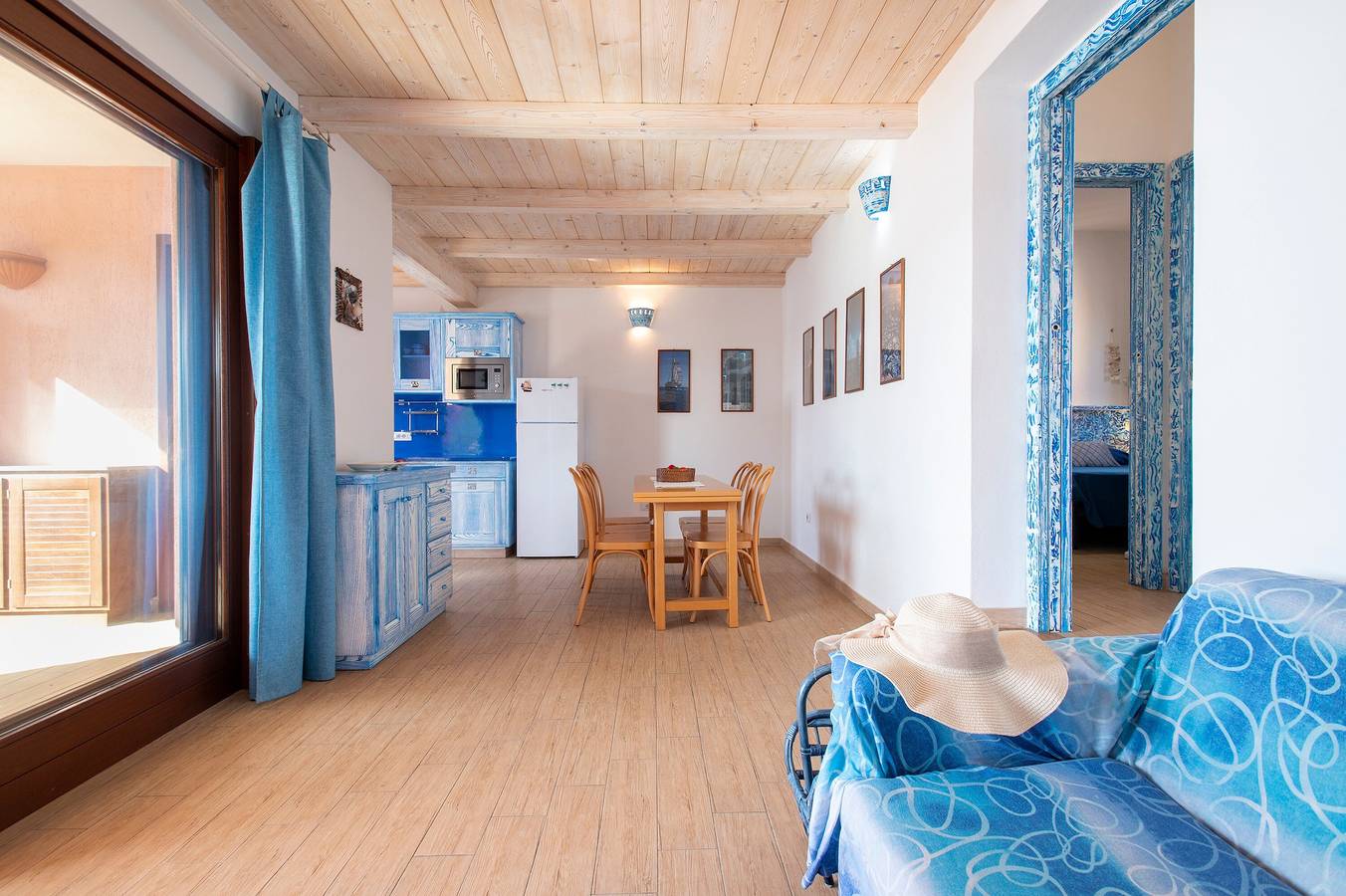 Casa de vacaciones 'Mare Fuori' con terraza privada y vistas al mar in Trinità d'Agultu e Vignola, Olbia-Tempio