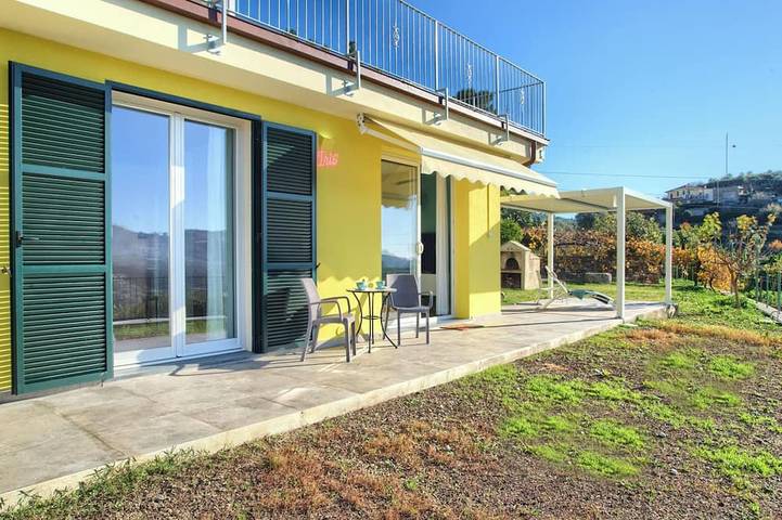 Villa pour 4 personnes, avec Terrasse et Jardin à Imperia