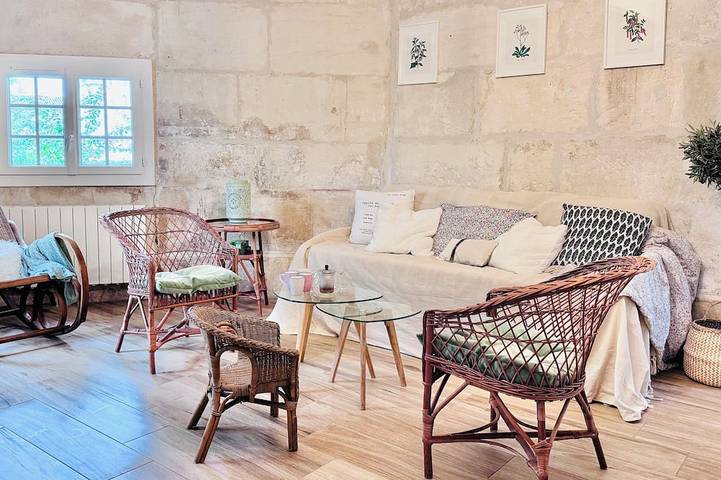 Location de vacances pour 5 personnes, avec Jardin et Piscine à Saint-Simeux
