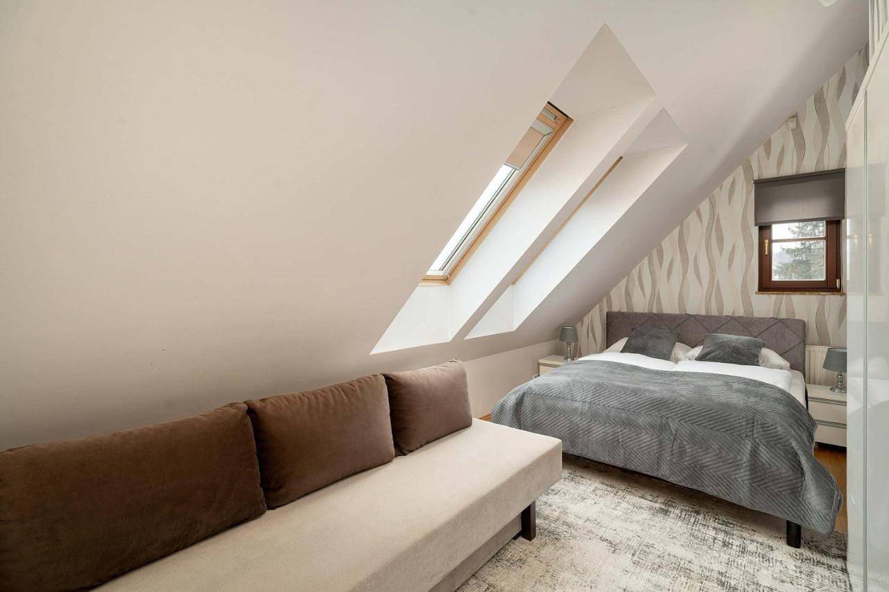 Cały apartament, Atmospheric Apartment in Karpacz with Underground Parking by Noclegi Renters in Karpacz, Sudety (Polska)