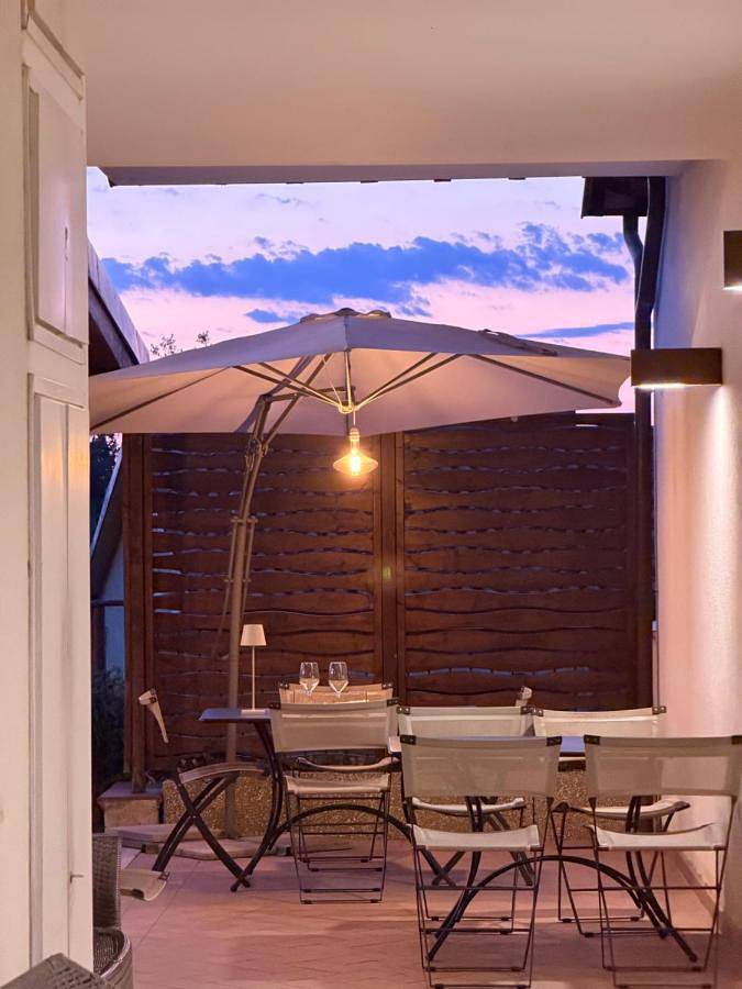 Hôtel pour 3 personnes, avec Terrasse et Jardin ainsi que Piscine et Vue à Trevi - 3