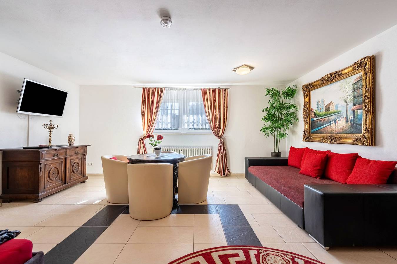 Entire apartment, Apartment '1 Souterrain' with Private Garden and Wi-Fi in Blasewitz, Dresden