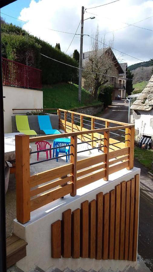 Location de vacances pour 6 personnes, avec balcon, adapté aux familles à Orcival (Puy-de-Dôme) - 4