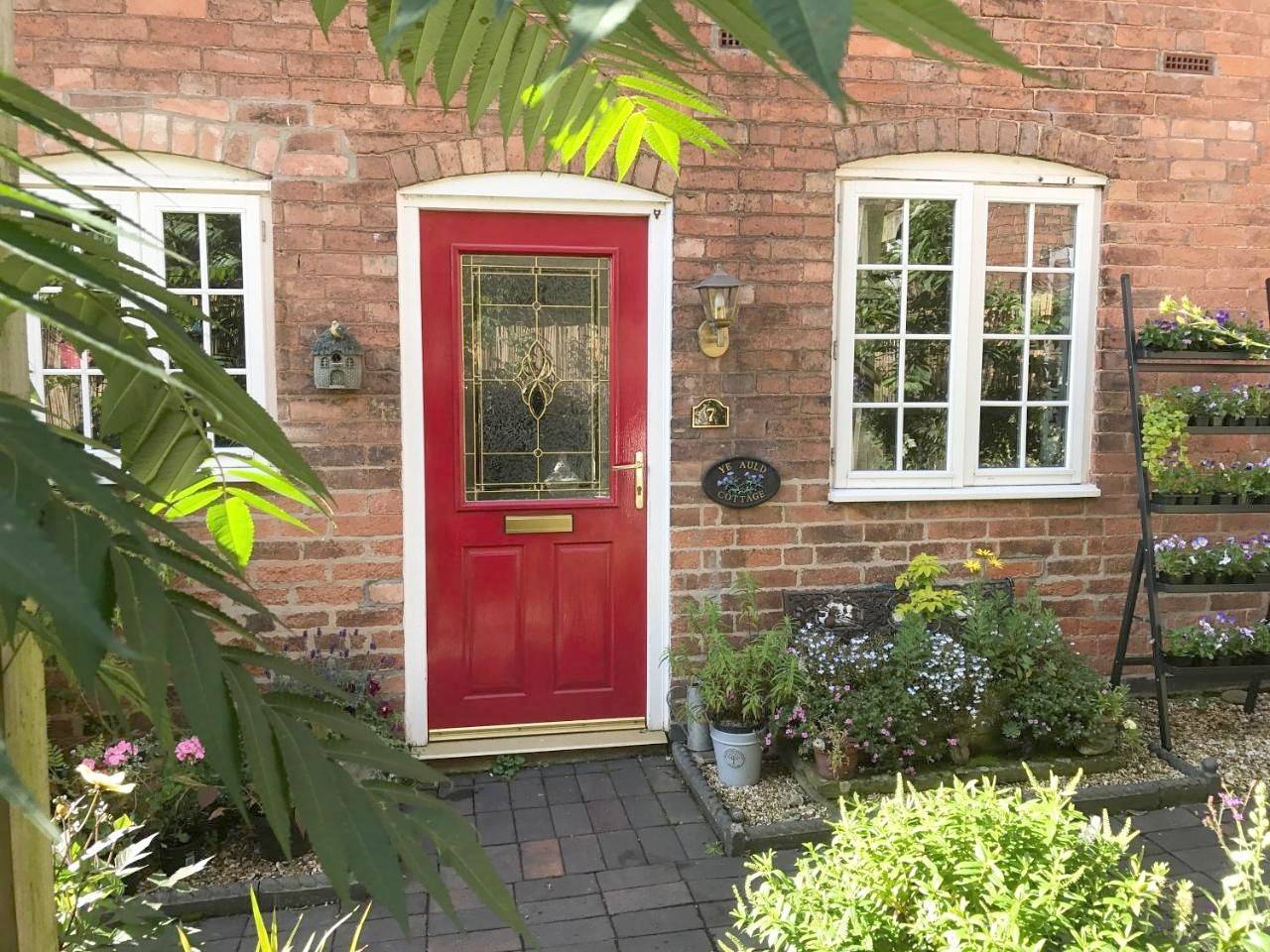 Entire apartment, Apartment with Terrace in Southwell, Nottinghamshire