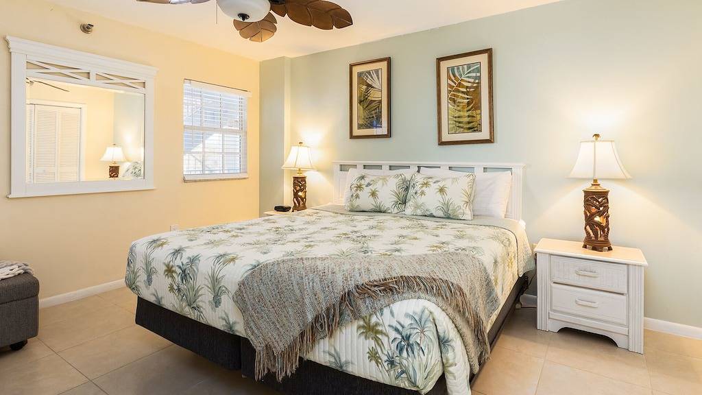 Ganze Wohnung, Erleben Sie Island Living ☼ Epische Ansichten ☼ Pool & Cabana Bar + Wifi in Tavernier, Monroe County