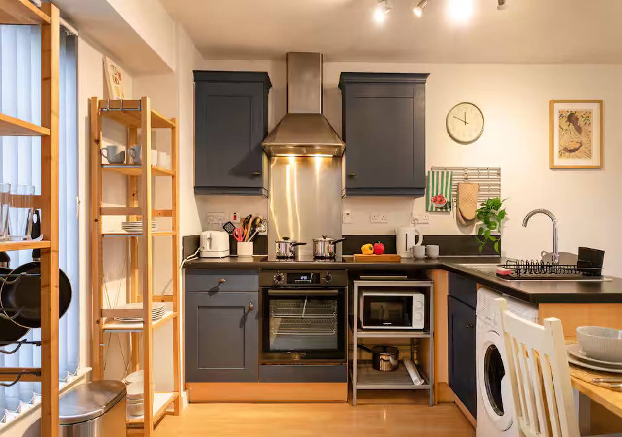 Appartement entier, Nottingham Apartment |Fast Wifi | Near Attractions - Pass the Keys in Nottingham, East Midlands